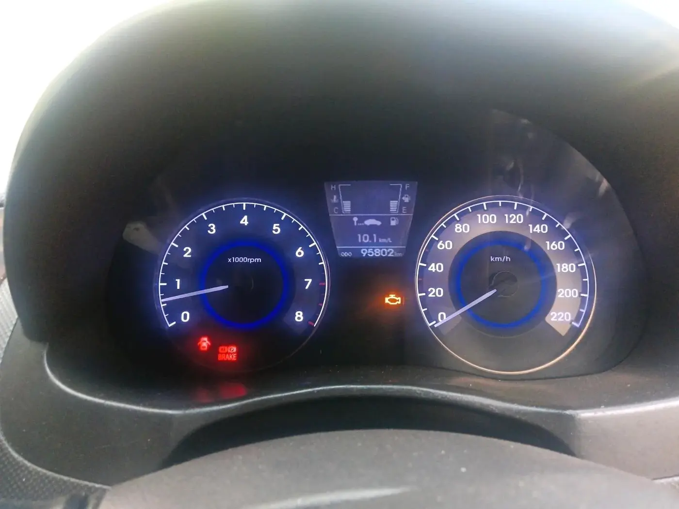 2013 Hyundai Verna FLUIDIC 1.6 VTVT SX, Petrol, Manual, 95,803 km, interior