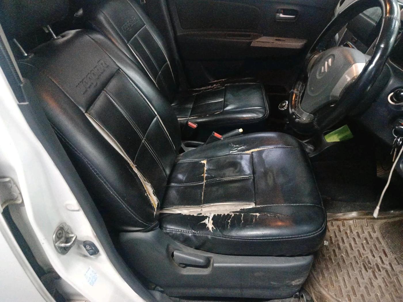 2011 Maruti Wagon R 1.0 VXI, CNG, Manual, 94,829 km, interior