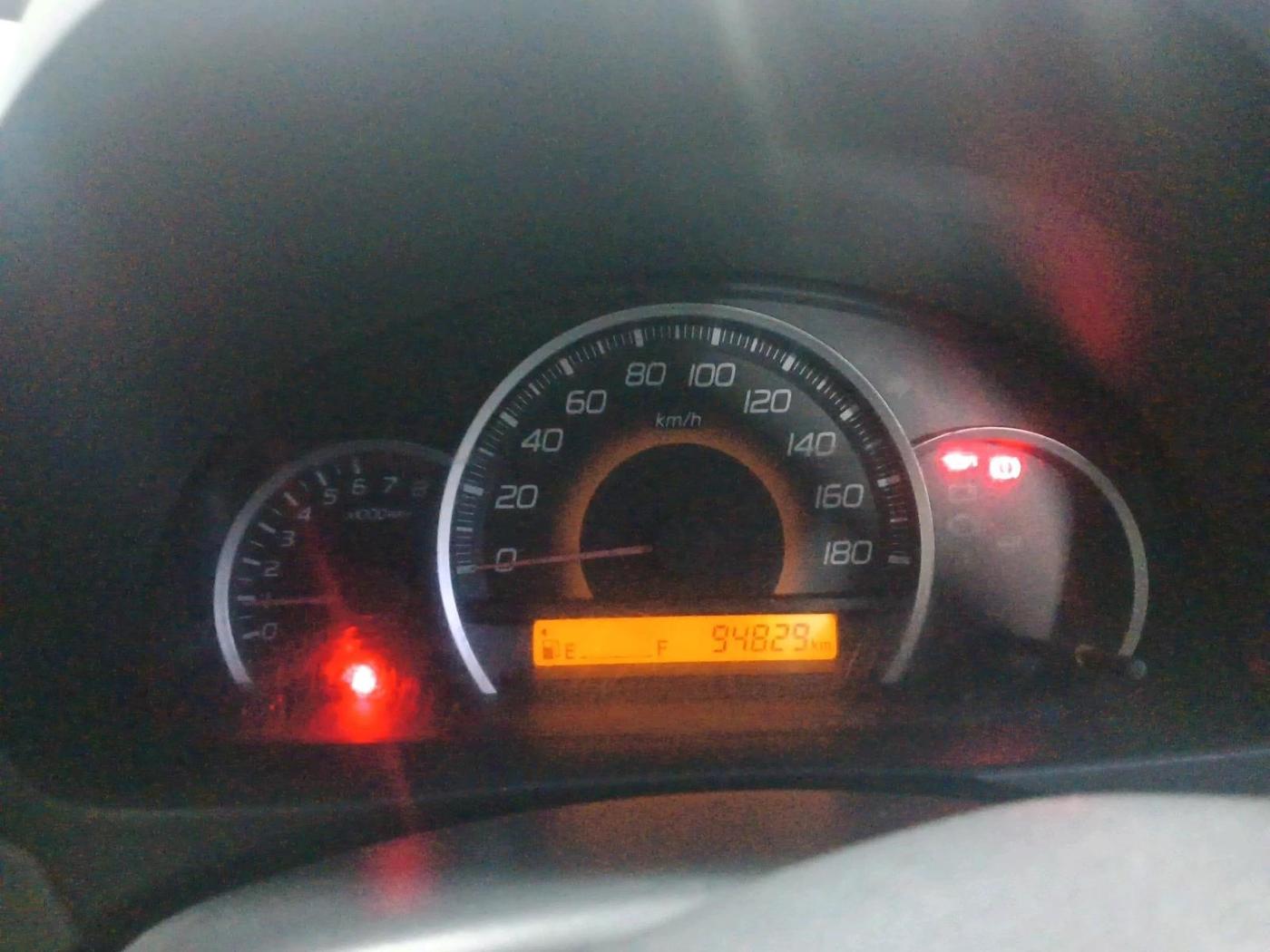 2011 Maruti Wagon R 1.0 VXI, CNG, Manual, 94,829 km, interior