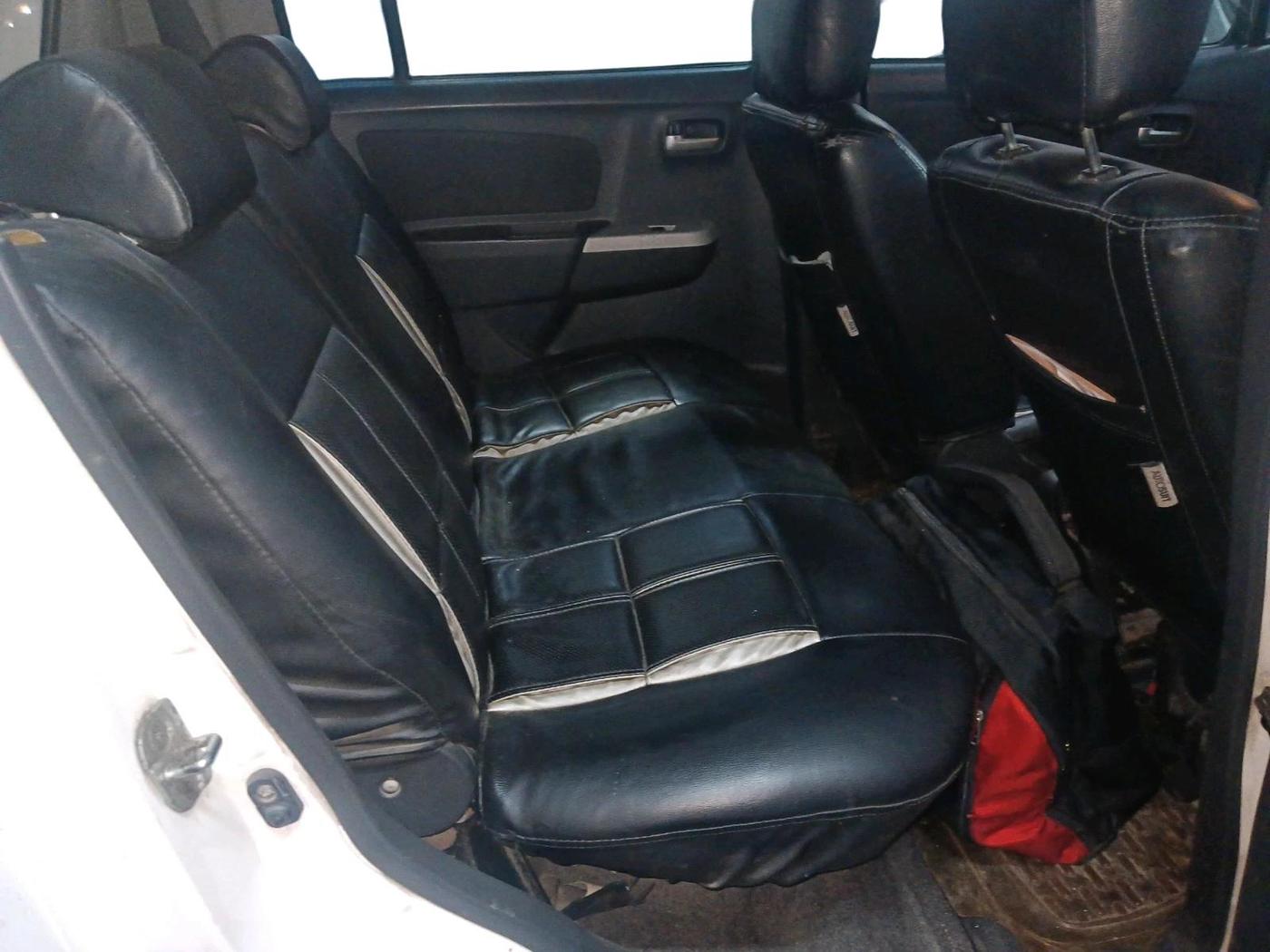 2011 Maruti Wagon R 1.0 VXI, CNG, Manual, 94,829 km, interior