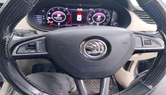 2019 Skoda Octavia L&K 1.8 TSI AT, Petrol, Automatic, 1,27,078 km, interior