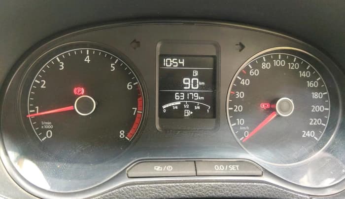 2017 Volkswagen Ameo HIGHLINE1.2L PLUS 16 ALLOY, Petrol, Manual, 63,400 km, interior