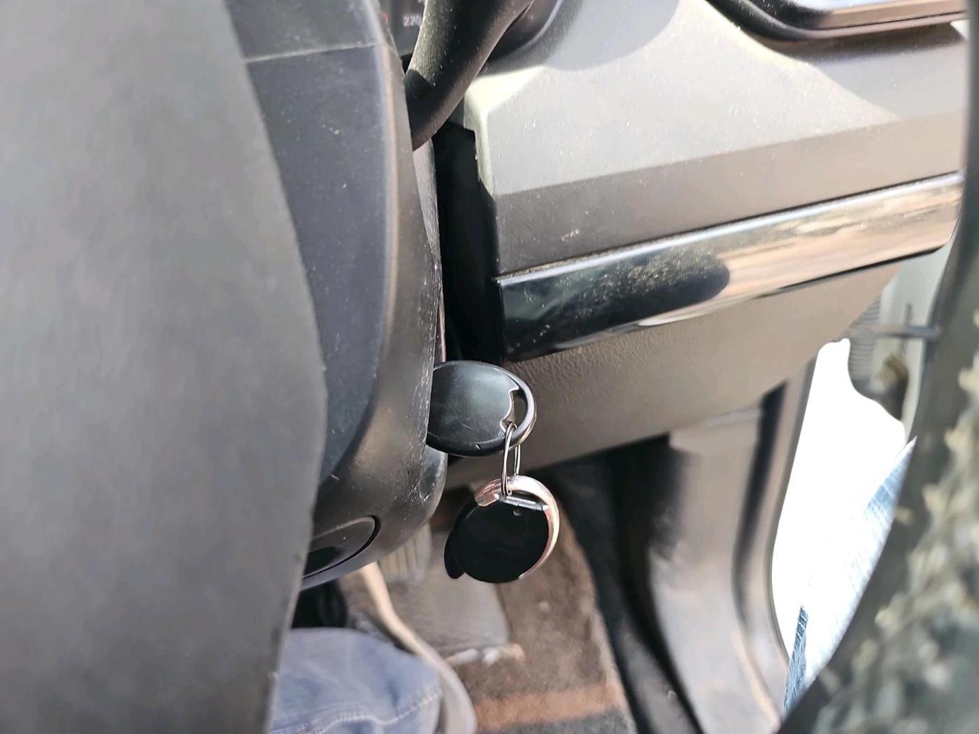 2021 Tata Harrier XE 2.0L KRYOTEC, Diesel, Manual, 92,498 km, interior