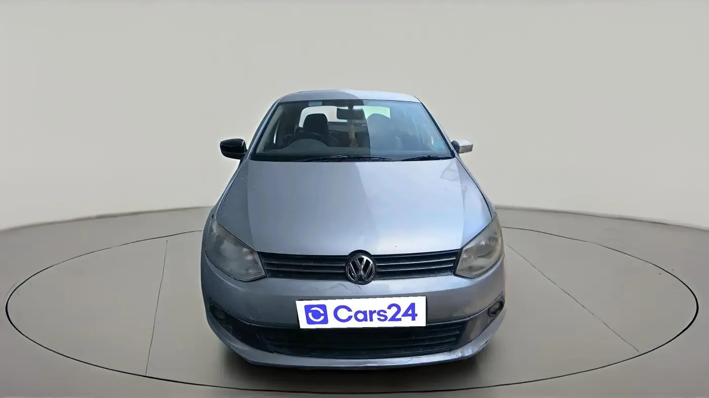 2012 Volkswagen Vento COMFORTLINE 1.6, Petrol, Manual, 1,88,201 km, exterior