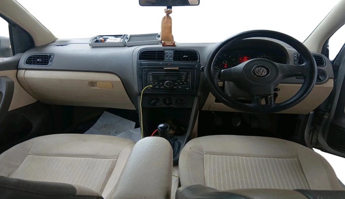 2012 Volkswagen Vento COMFORTLINE 1.6, Petrol, Manual, 1,10,567 km, interior