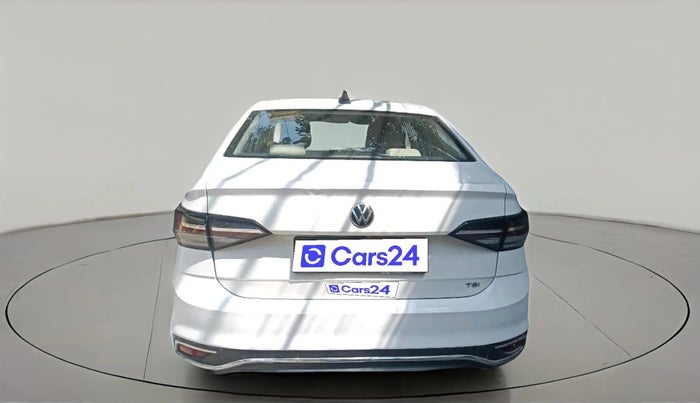 2022 Volkswagen VIRTUS HIGHLINE TSI 1.0 AT, Petrol, Automatic, 35,997 km, exterior