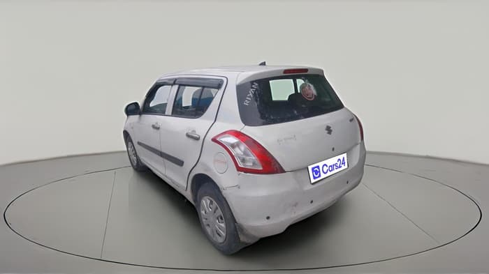 2017 Maruti Swift LXI (O), CNG, Manual, 1,01,507 km, exterior