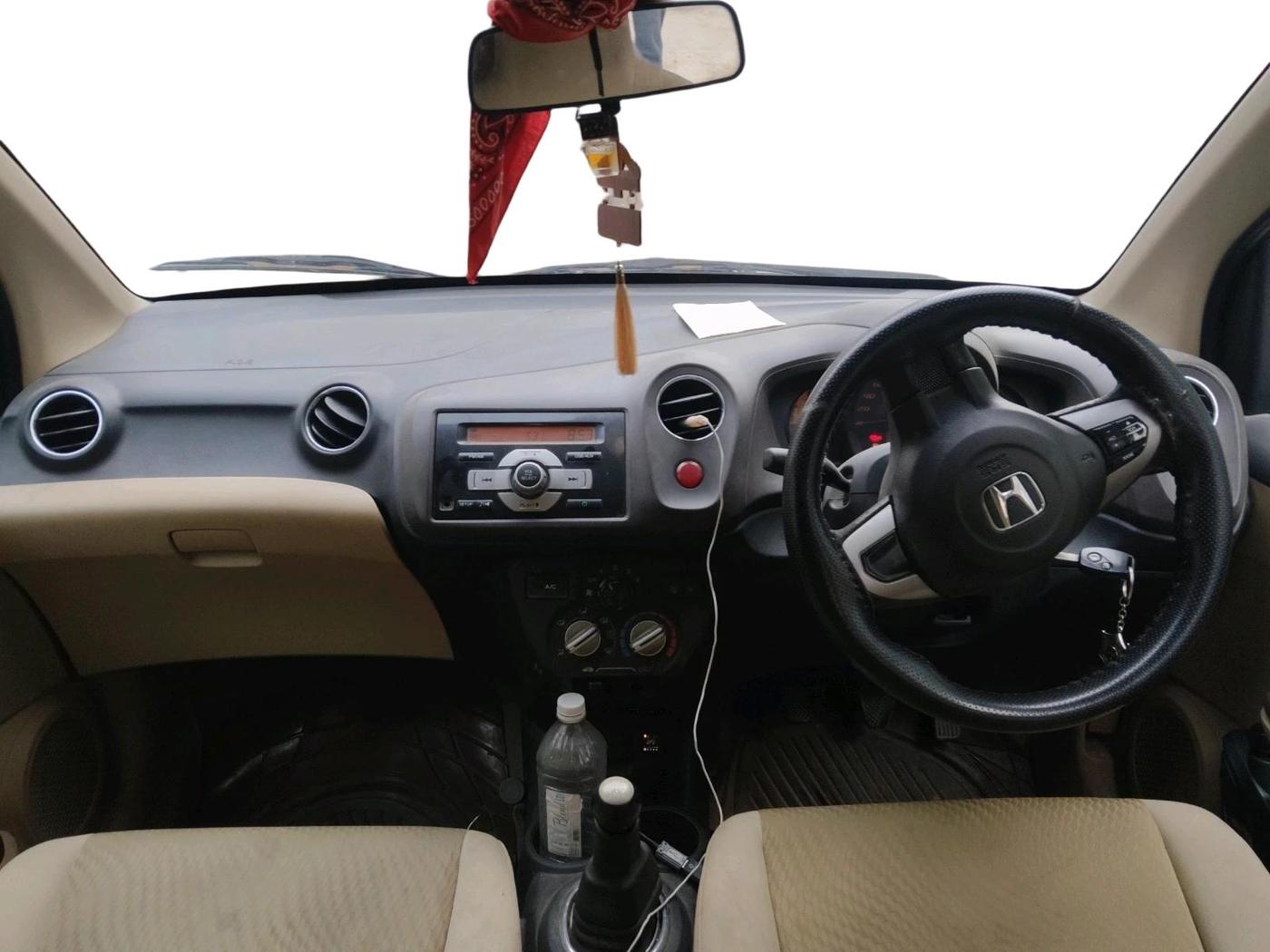 2013 Honda Amaze 1.2L I-VTEC S, CNG, Manual, 83,184 km, interior
