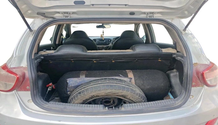 2016 Hyundai Grand i10 SPORTZ 1.2 KAPPA VTVT, CNG, Manual, 1,91,191 km, exterior