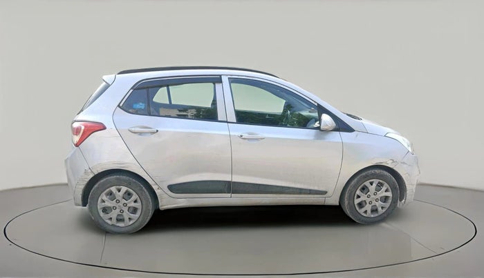 2016 Hyundai Grand i10 SPORTZ 1.2 KAPPA VTVT, CNG, Manual, 1,91,191 km, exterior