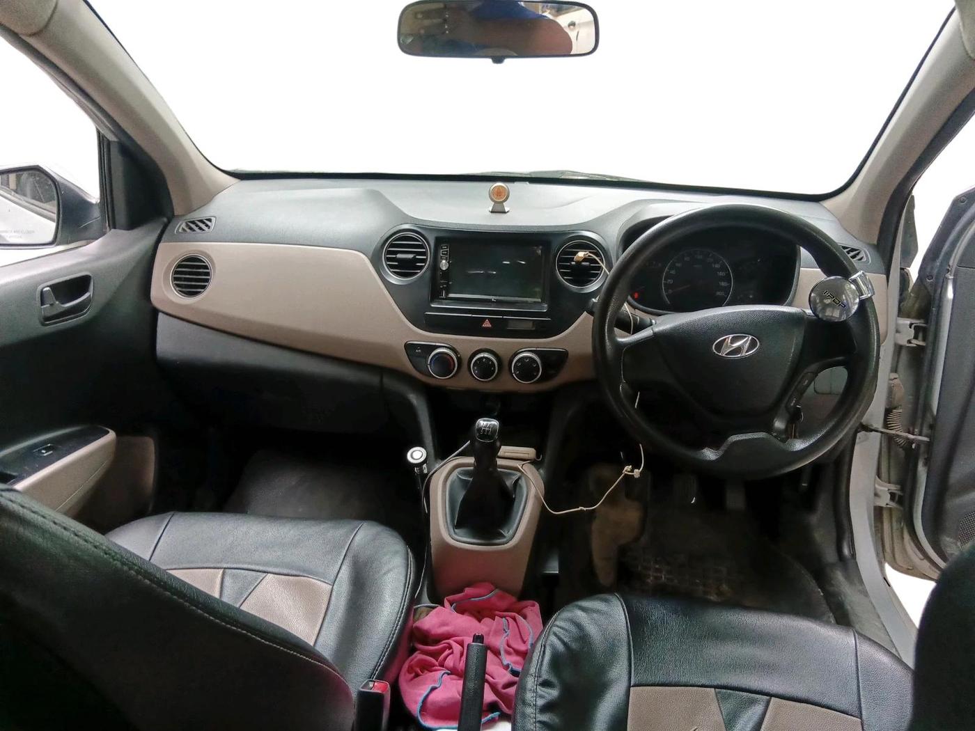 2015 Hyundai Grand i10 MAGNA 1.2 KAPPA VTVT, Petrol, Manual, 68,837 km, interior