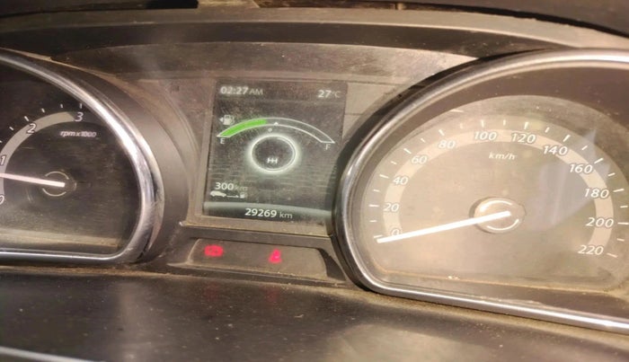 2018 Tata Hexa XE 4X2 7 STR, Diesel, Manual, 29,269 km, interior