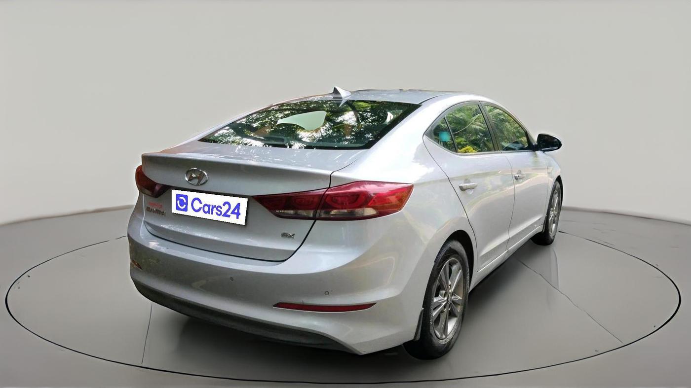2016 Hyundai New Elantra 2.0 SX MT PETROL, Petrol, Manual, 85,208 km, exterior