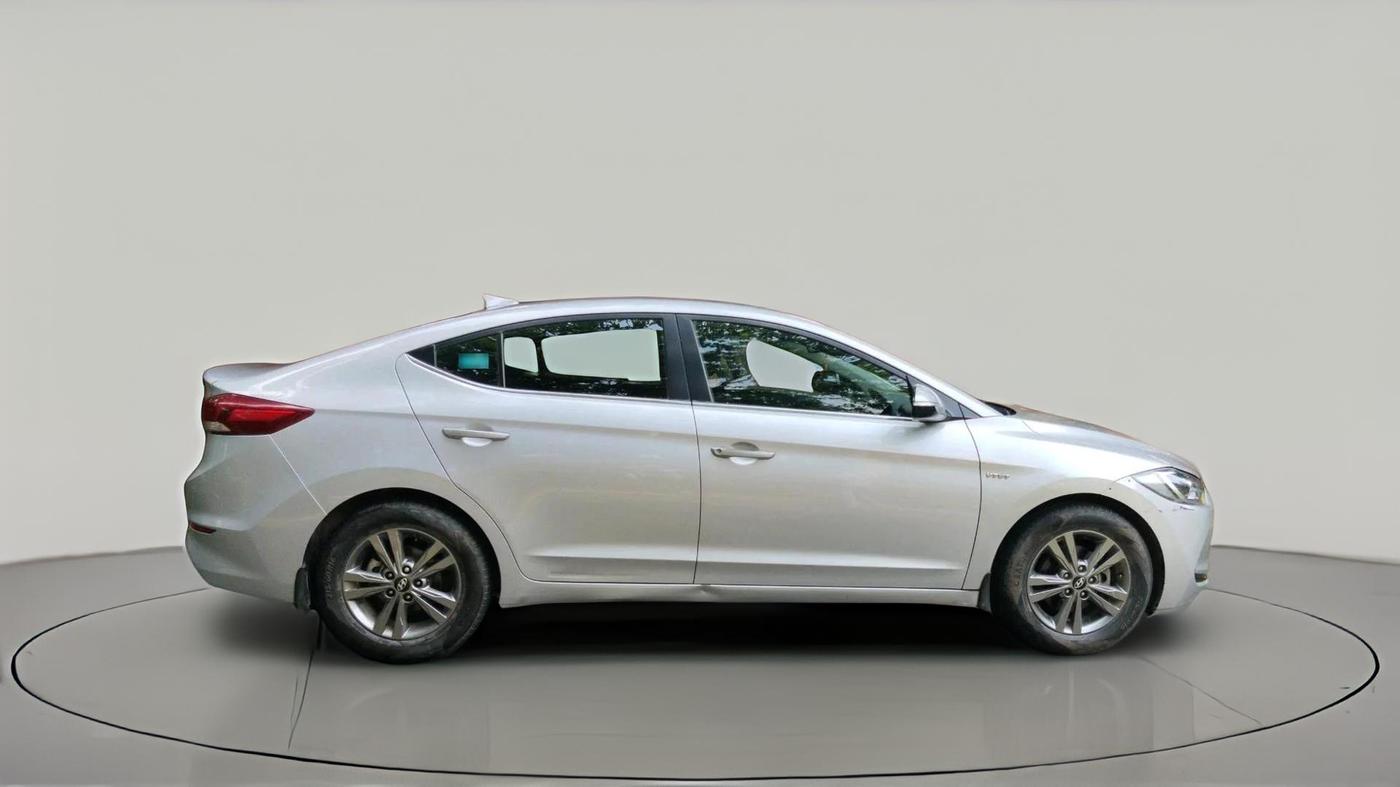 2016 Hyundai New Elantra 2.0 SX MT PETROL, Petrol, Manual, 85,208 km, exterior
