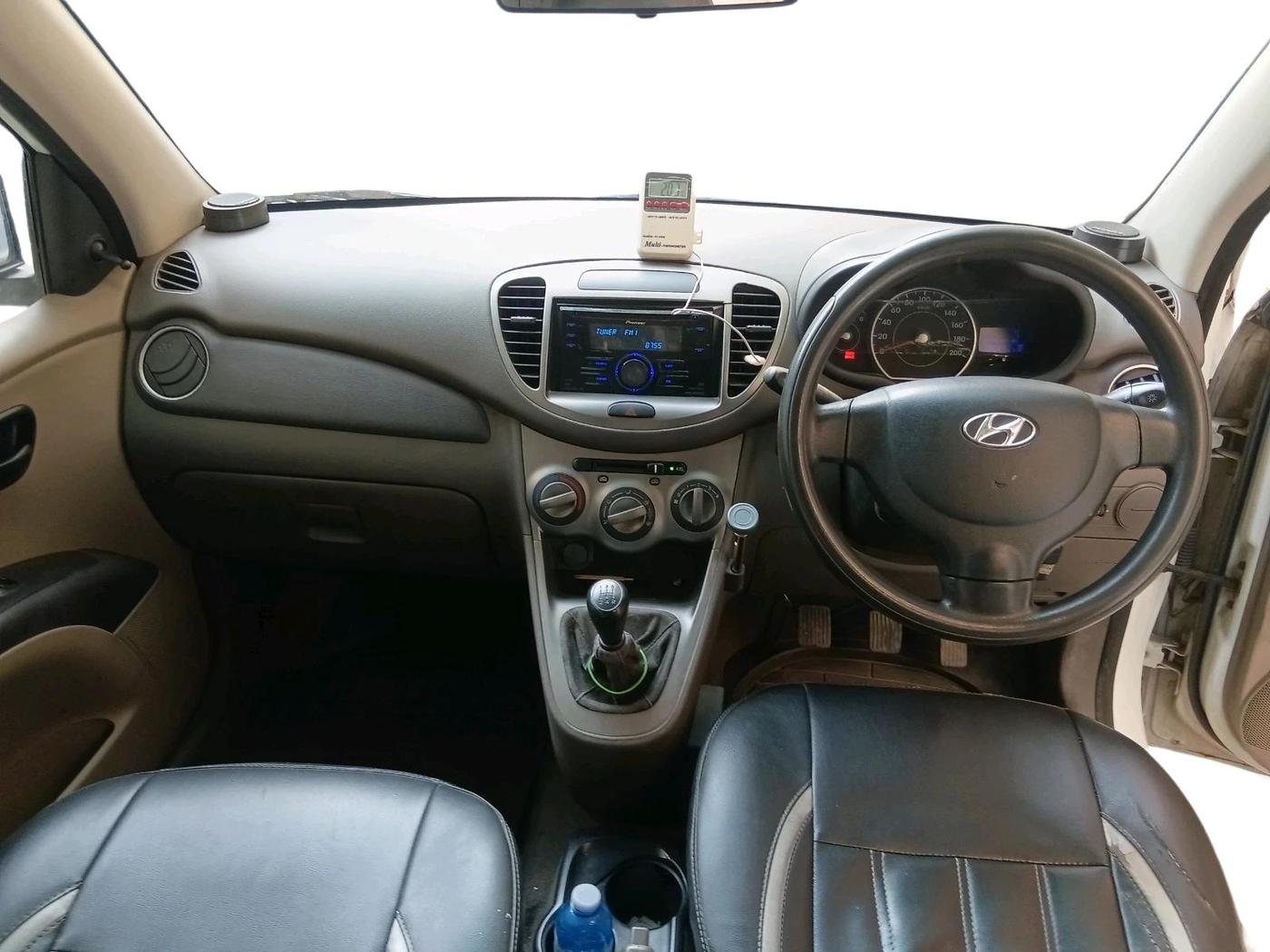 2011 Hyundai i10 ERA 1.1, Petrol, Manual, 39,687 km, interior