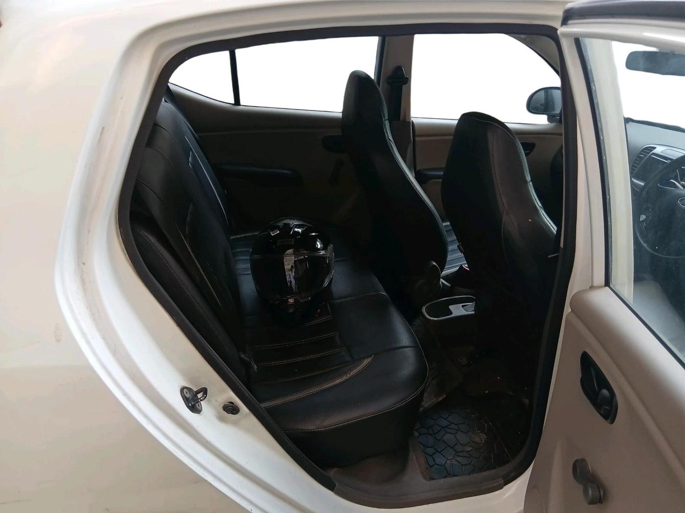 2011 Hyundai i10 ERA 1.1, Petrol, Manual, 39,687 km, interior