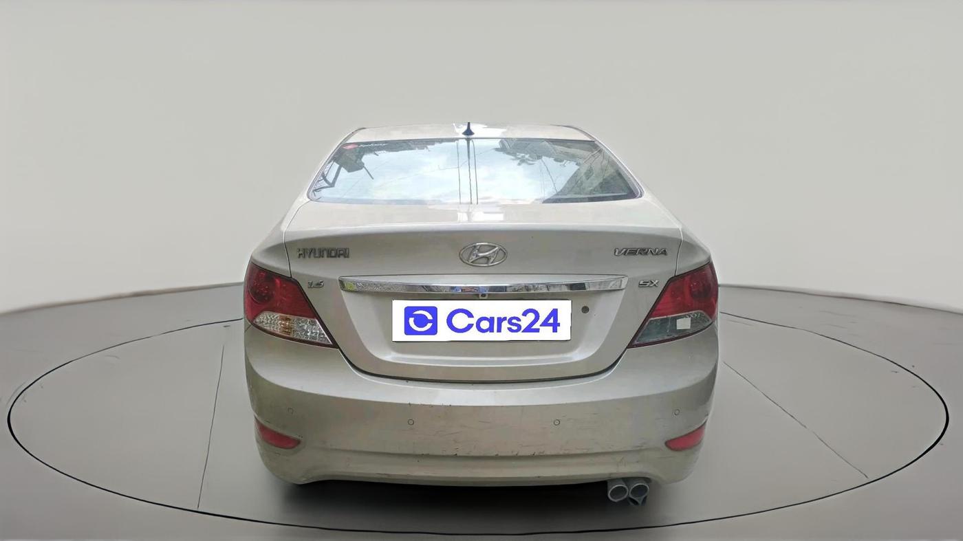 2011 Hyundai Verna FLUIDIC 1.6 VTVT SX, Petrol, Manual, 69,144 km, exterior