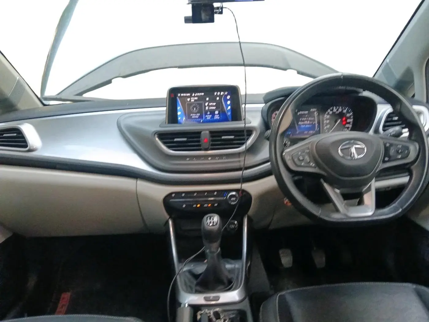 2022 Tata ALTROZ XZ PLUS I-TURBO PETROL, Petrol, Manual, 17,359 km, interior