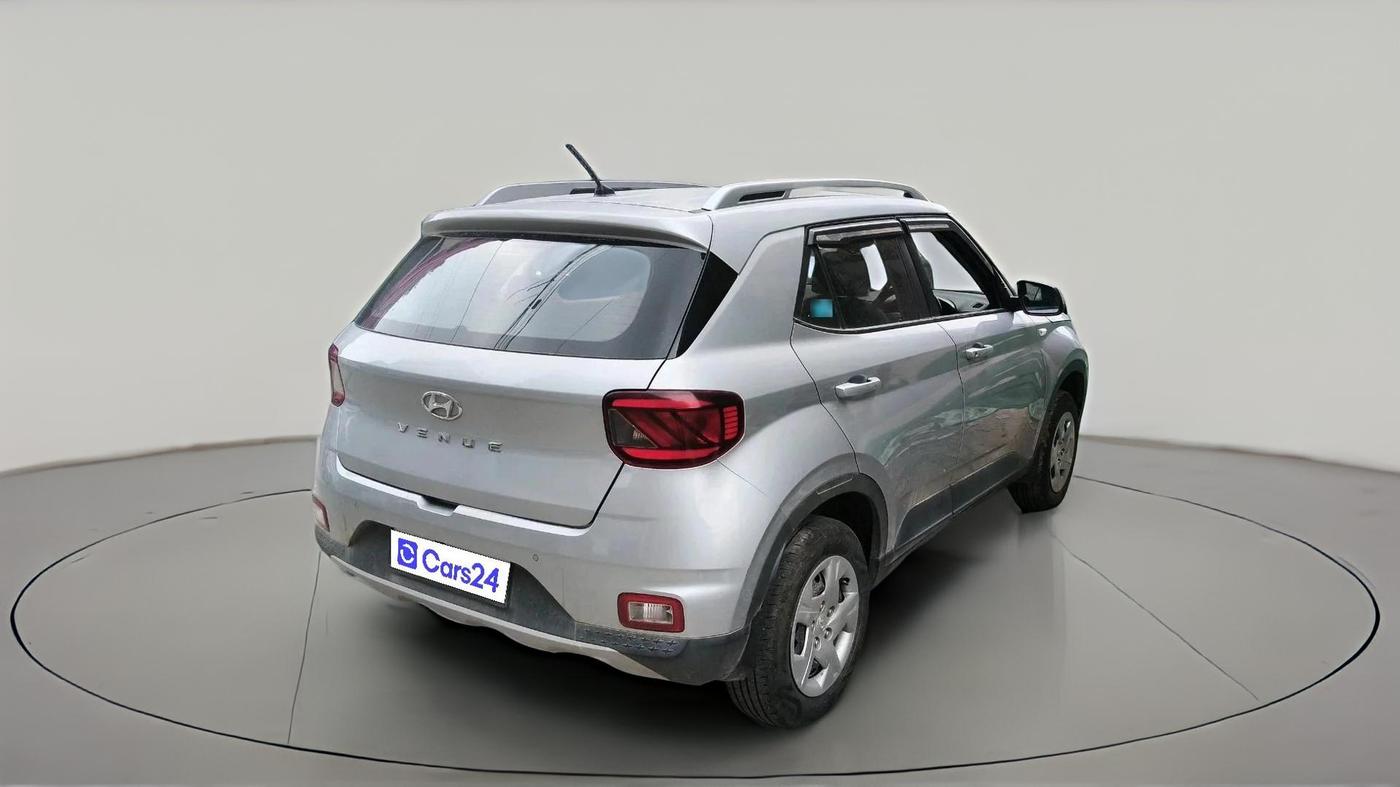 2022 Hyundai VENUE S 1.2, Petrol, Manual, 50,050 km, exterior