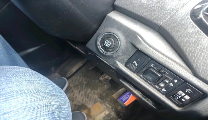 2016 Maruti Vitara Brezza ZDI PLUS, Diesel, Manual, 55,875 km, interior