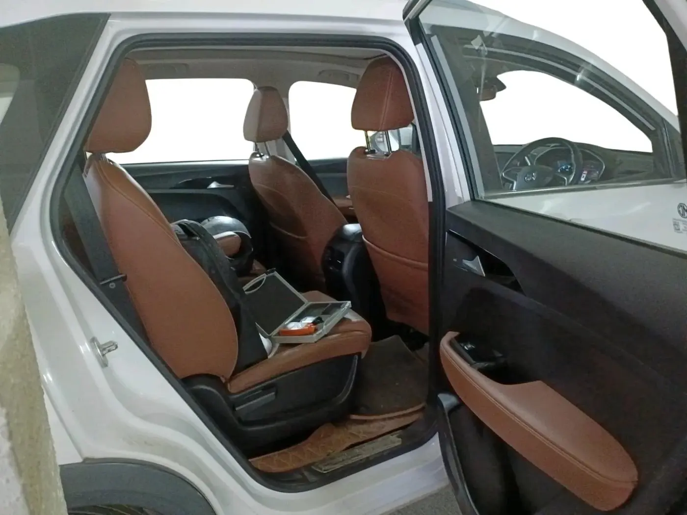 2021 MG HECTOR PLUS SHARP 1.5 PETROL TURBO CVT 6-STR, Petrol, Automatic, 14,248 km, interior