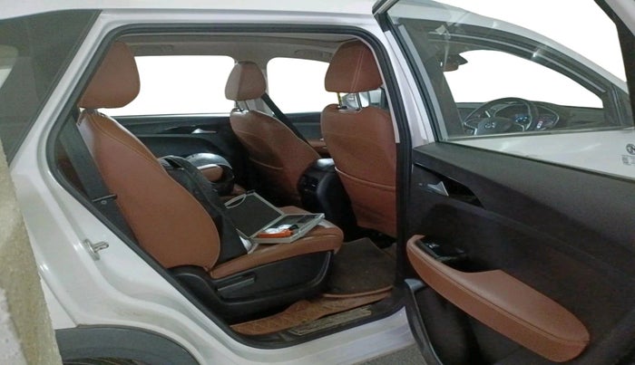 2021 MG HECTOR PLUS SHARP 1.5 PETROL TURBO CVT 6-STR, Petrol, Automatic, 14,248 km, interior