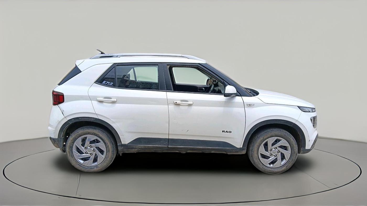 2019 Hyundai VENUE S 1.2, CNG, Manual, 69,663 km, exterior