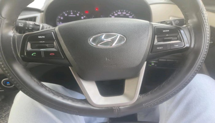 2017 Hyundai Creta SX PLUS 1.6 PETROL, Petrol, Manual, 69,418 km, interior