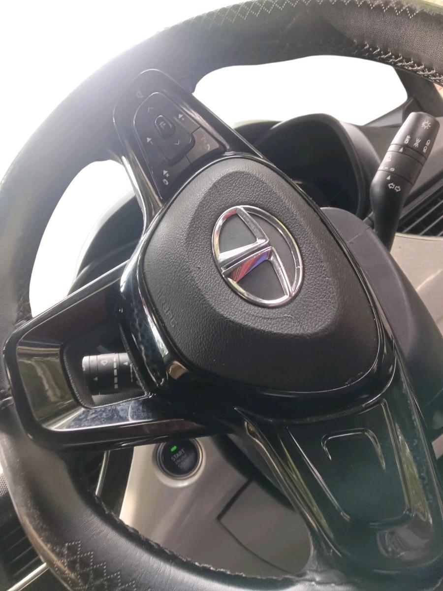 2022 Tata NEXON XZA PLUS DIESEL, Diesel, Automatic, 91,772 km, interior