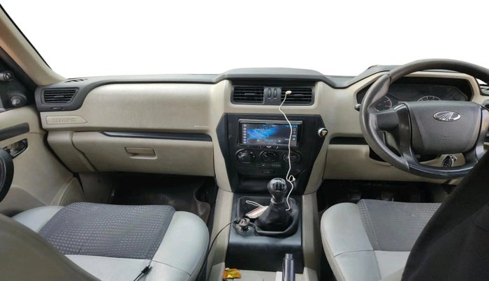 2017 Mahindra Scorpio S4 PLUS 1.99 INTELLI-HYBRID, Diesel, Manual, 98,489 km, interior