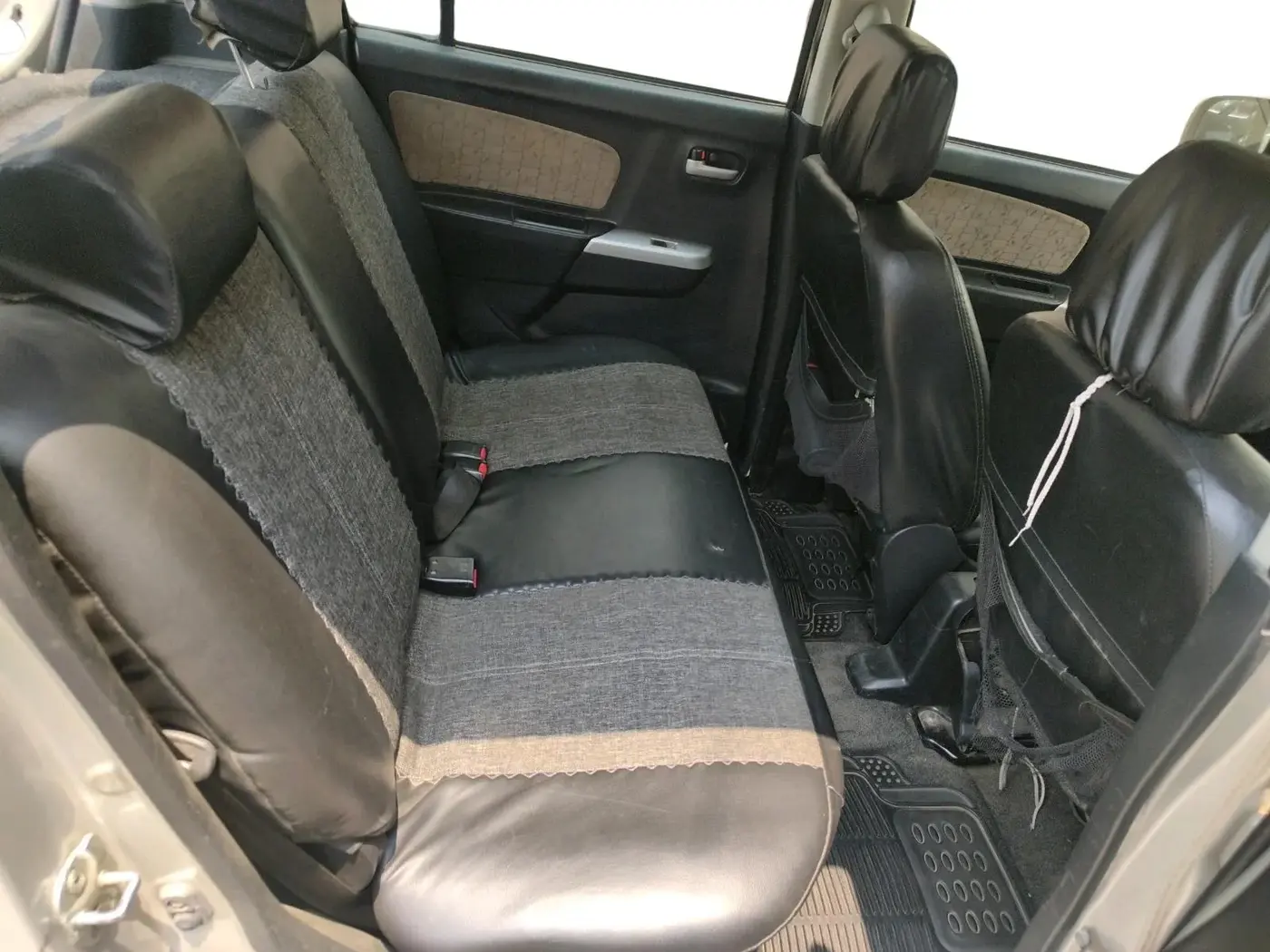 2013 Maruti Wagon R 1.0 VXI, CNG, Manual, 1,49,991 km, interior