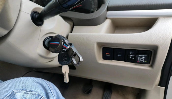 2014 Maruti Ertiga VXI, CNG, Manual, 78,008 km, interior