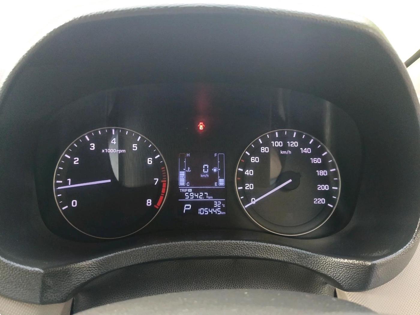 2017 Hyundai Creta SX PLUS AT 1.6 PETROL, Petrol, Automatic, 1,05,445 km, interior
