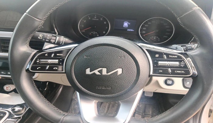 2023 KIA SELTOS  HTX IVT G, Petrol, Automatic, 24,298 km, interior