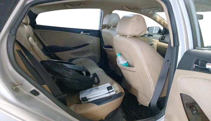 2013 Hyundai Verna FLUIDIC 1.6 VTVT SX, Petrol, Manual, 54,000 km, interior