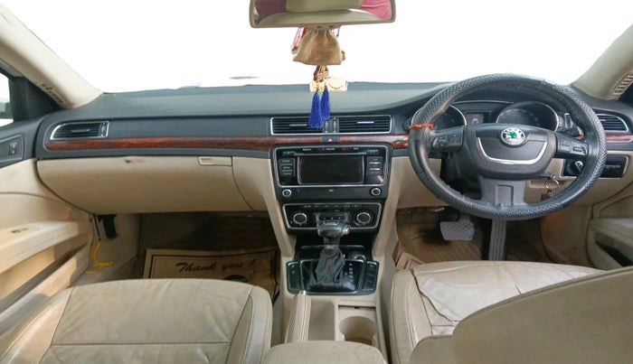 2011 Skoda Superb ELEGANCE 1.8 TSI AT, Petrol, Automatic, 43,684 km, interior