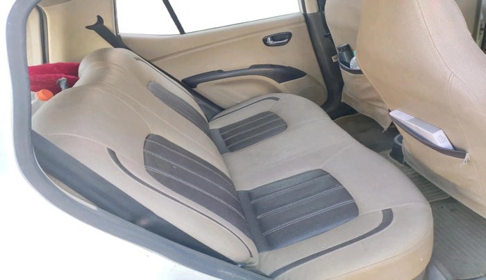 2012 Hyundai i10 MAGNA 1.1, CNG, Manual, 1,44,087 km, interior