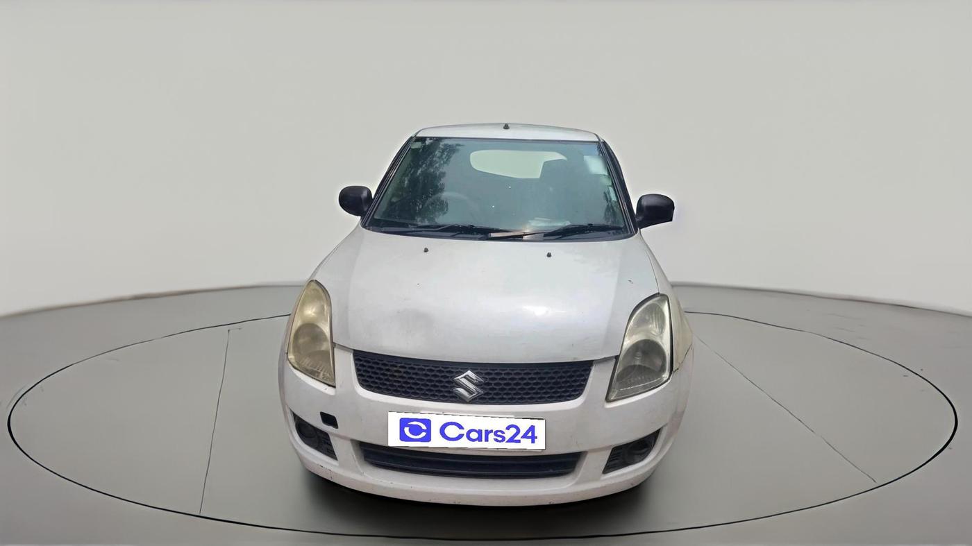 2011 Maruti Swift VXI, CNG, Manual, 1,25,866 km, exterior