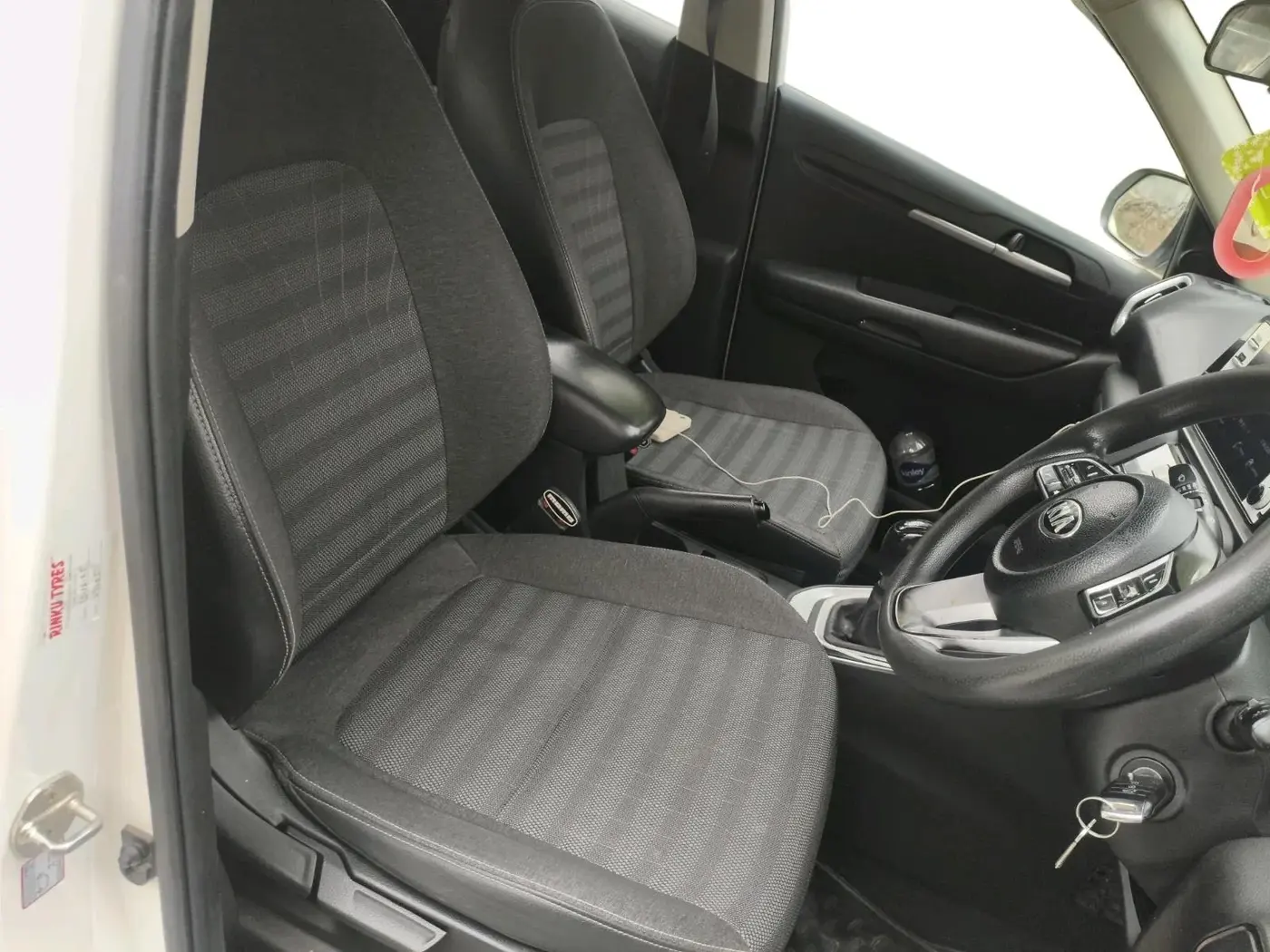 2020 KIA SONET HTK PLUS 1.0 IMT, Petrol, Manual, 47,333 km, interior