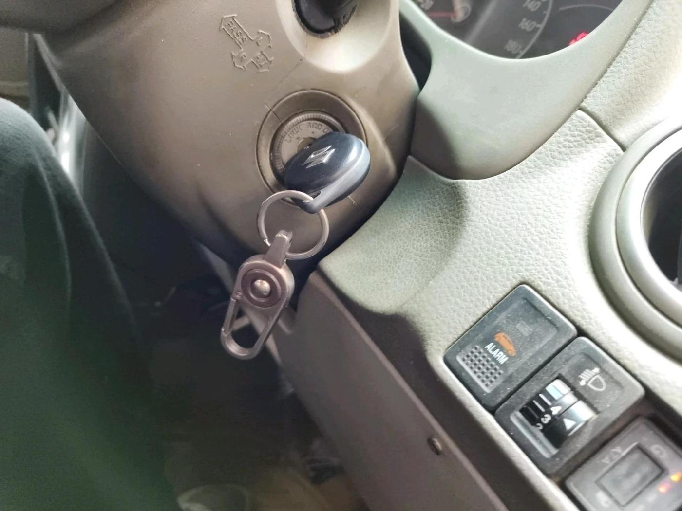 2011 Maruti SX4 VXI, CNG, Manual, 1,36,870 km, interior