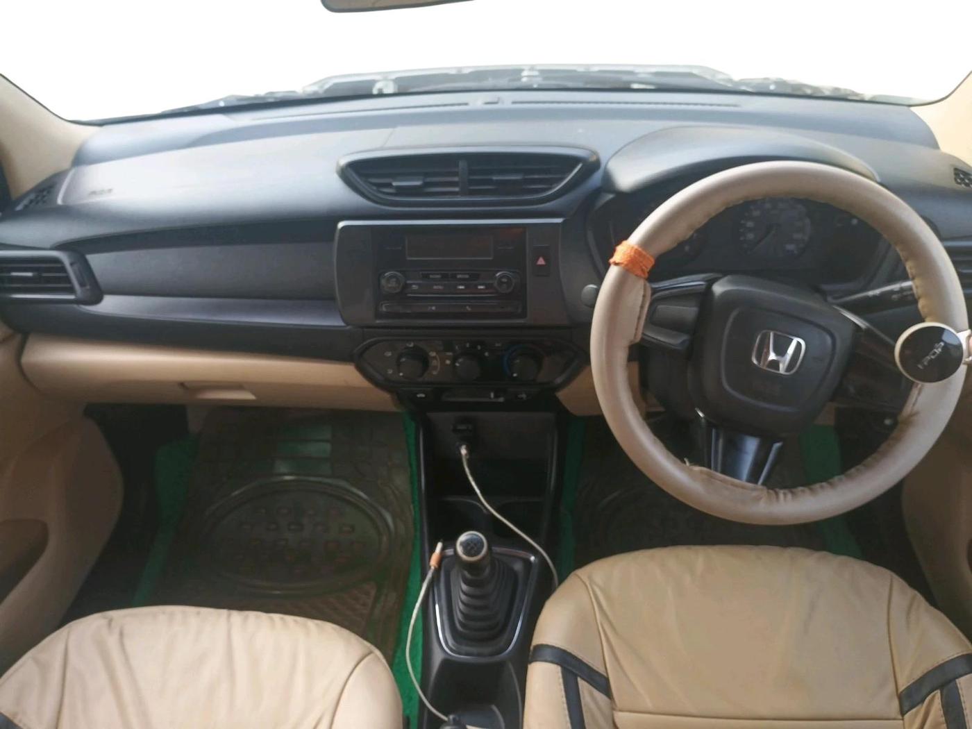 2019 Honda Amaze 1.2L I-VTEC E, CNG, Manual, 55,147 km, interior