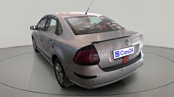 2011 Volkswagen Vento TRENDLINE 1.6, Petrol, Manual, 1,11,433 km, exterior