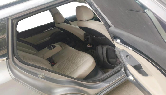 2019 KIA SELTOS HTX PLUS AT1.5 DIESEL, Diesel, Automatic, 1,21,645 km, interior