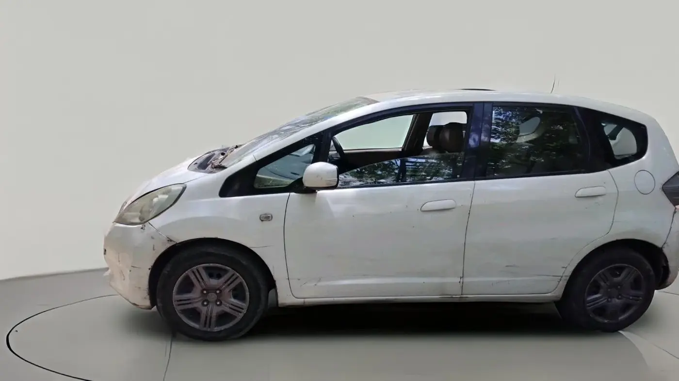 2011 Honda Jazz 1.2L I-VTEC BASE, Petrol, Manual, 1,18,417 km, exterior