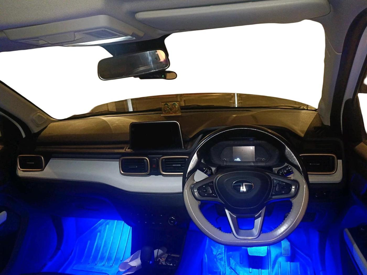 2024 Tata PUNCH Accomplished Dazzle Sunroof AMT, Petrol, Automatic, 21,348 km, interior