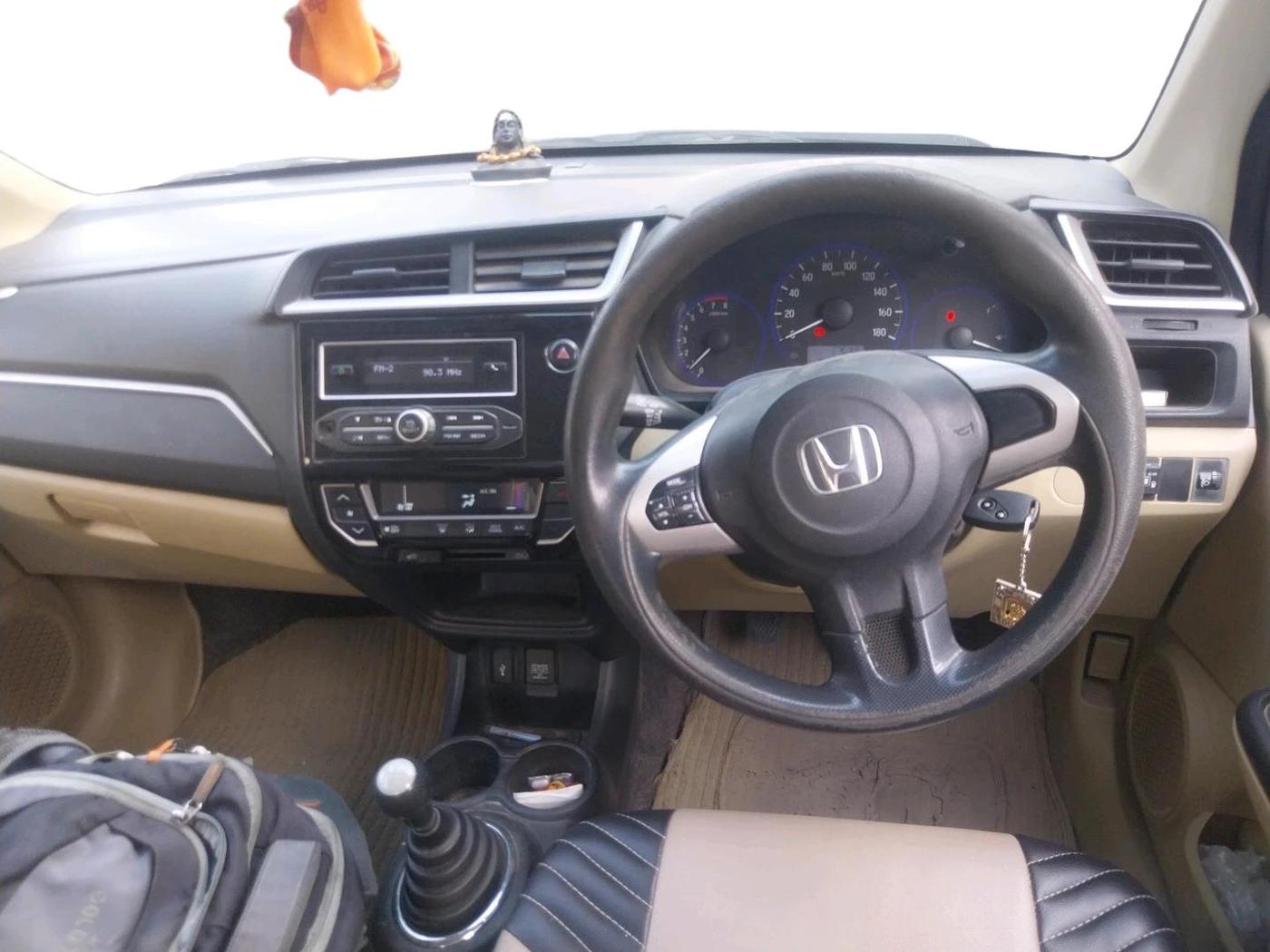 2017 Honda Amaze 1.2L I-VTEC S, CNG, Manual, 73,124 km, interior