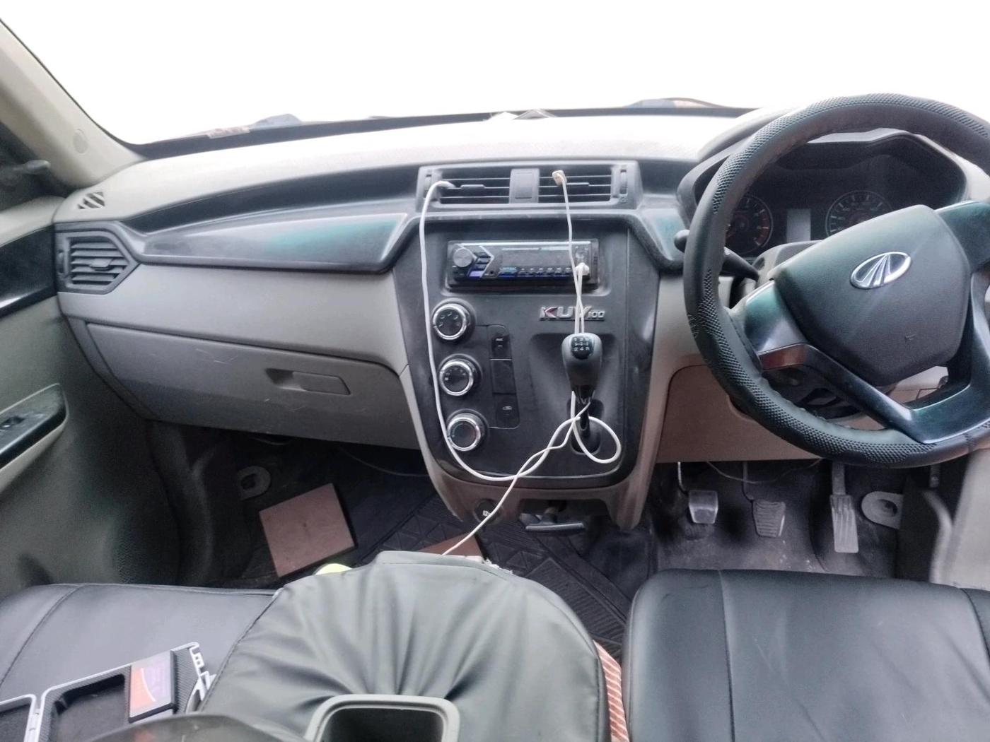 2016 Mahindra Kuv100 K4 D 6 STR, Diesel, Manual, 1,29,643 km, interior