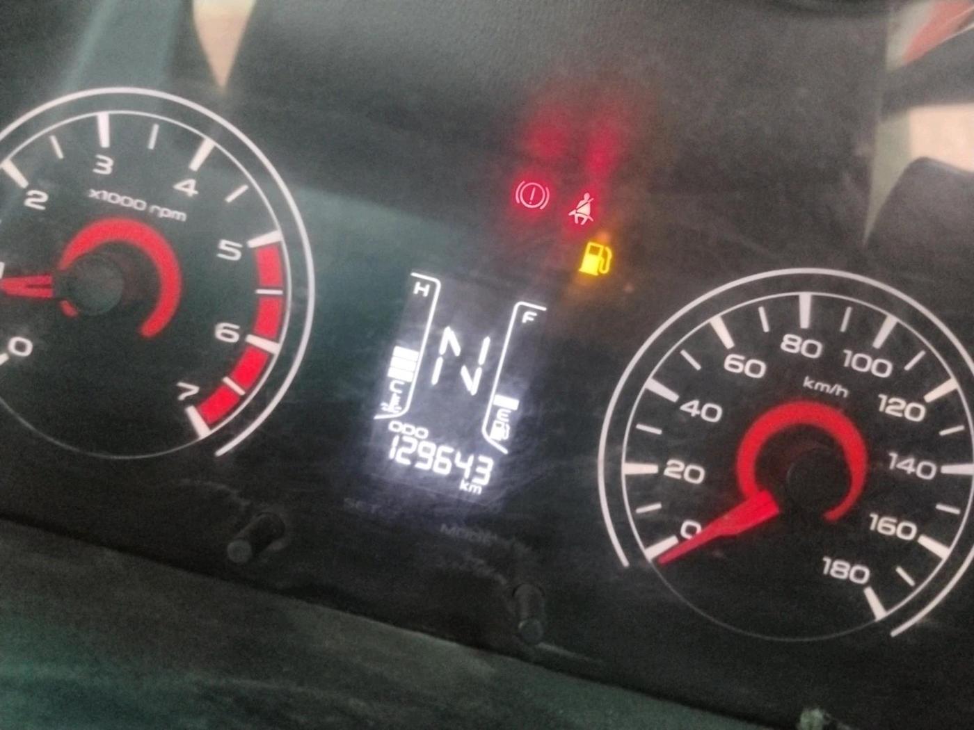 2016 Mahindra Kuv100 K4 D 6 STR, Diesel, Manual, 1,29,643 km, interior