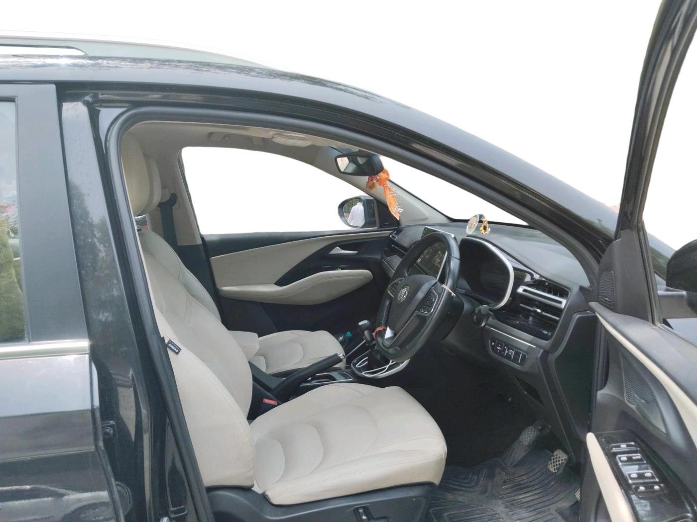 2023 MG HECTOR SMART PRO 1.5 TURBO MT PETROL, Petrol, Manual, 37,168 km, interior