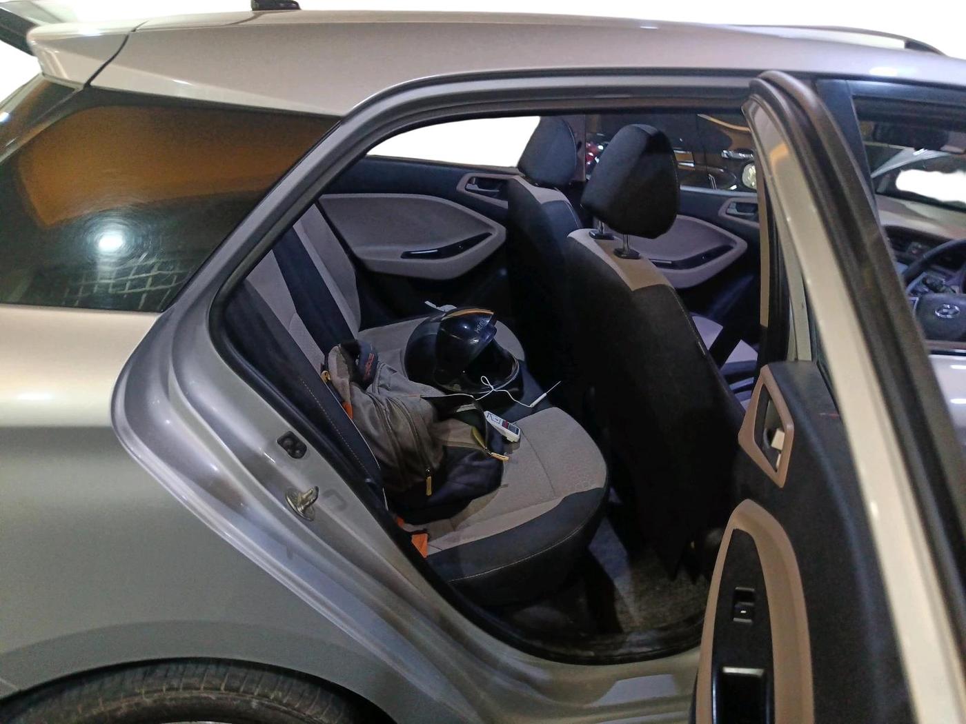 2017 Hyundai Elite i20 ASTA 1.4 CRDI (O), Diesel, Manual, 82,833 km, interior
